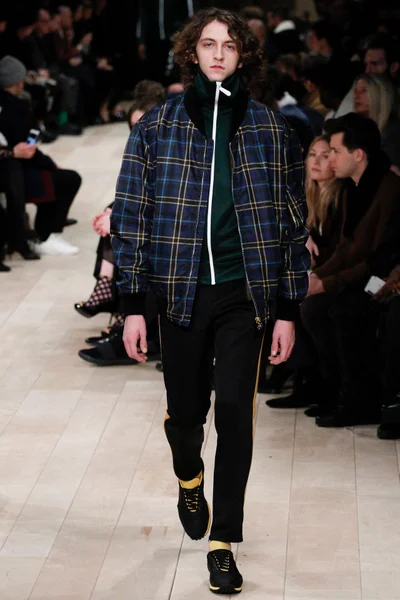 Look 52
